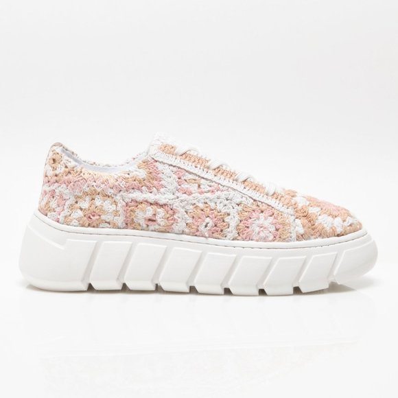 FREE PEOPLE Catch Me If You Can Crochet Sneakers / Blush Combo - Picture 6 of 11